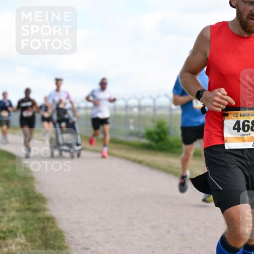 14.09.2025 - Airport Race Dr. Thomas Lammeyer http://msf.ph/oto/8869745 14.09.2025 12:14:09 Laufen 42, 468, 468 meine-sportfotos.de