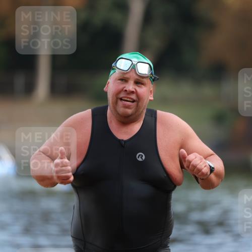 14.09.2025 - Stadtparktriathlon Michael Strokosch http://msf.ph/oto/8869764 14.09.2025 10:56:45 Schwimmen 857 meine-sportfotos.de