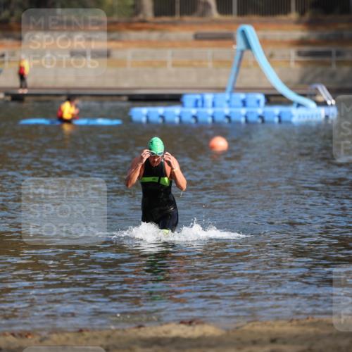 14.09.2025 - Stadtparktriathlon Michael Strokosch http://msf.ph/oto/8869819 14.09.2025 11:08:09 Schwimmen 973 meine-sportfotos.de