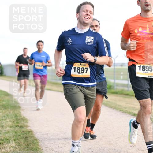 14.09.2025 - Airport Race Dr. Thomas Lammeyer http://msf.ph/oto/8869837 14.09.2025 12:14:15 Laufen 25, 1897, 1895, 1895 meine-sportfotos.de