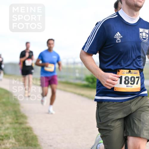 14.09.2025 - Airport Race Dr. Thomas Lammeyer http://msf.ph/oto/8869847 14.09.2025 12:14:16 Laufen 1897 meine-sportfotos.de