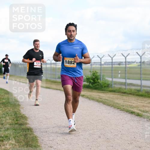 14.09.2025 - Airport Race Dr. Thomas Lammeyer http://msf.ph/oto/8869858 14.09.2025 12:14:17 Laufen 126, 1882 meine-sportfotos.de