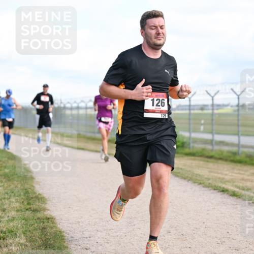 14.09.2025 - Airport Race Dr. Thomas Lammeyer http://msf.ph/oto/8869895 14.09.2025 12:14:19 Laufen 126, 126 meine-sportfotos.de