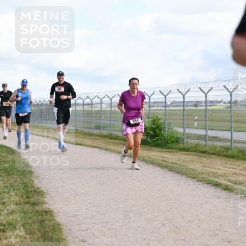 14.09.2025 - Airport Race Dr. Thomas Lammeyer http://msf.ph/oto/8869903 14.09.2025 12:14:20 Laufen 1989, 1708, 80, 242 meine-sportfotos.de