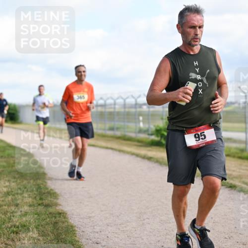 14.09.2025 - Airport Race Dr. Thomas Lammeyer http://msf.ph/oto/8870124 14.09.2025 12:14:35 Laufen 365, 95 meine-sportfotos.de