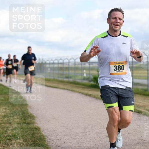 14.09.2025 - Airport Race Dr. Thomas Lammeyer http://msf.ph/oto/8870199 14.09.2025 12:14:40 Laufen 380 meine-sportfotos.de