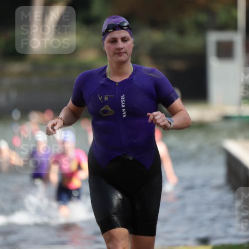 14.09.2025 - Stadtparktriathlon Michael Strokosch http://msf.ph/oto/8870386 14.09.2025 11:13:35 Schwimmen 937, 938, 944, 960, 975, 981, 982, 1018 meine-sportfotos.de