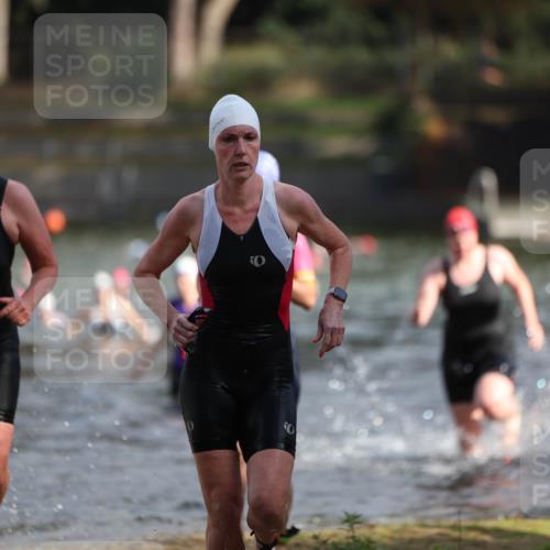 14.09.2025 - Stadtparktriathlon Michael Strokosch http://msf.ph/oto/8870402 14.09.2025 11:13:40 Schwimmen 937, 938, 960, 981, 982 meine-sportfotos.de