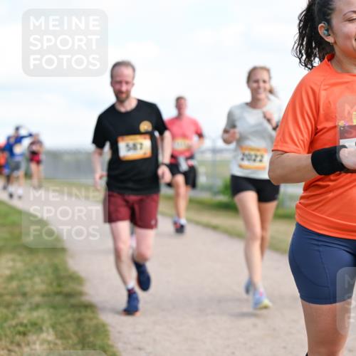 14.09.2025 - Airport Race Dr. Thomas Lammeyer http://msf.ph/oto/8870409 14.09.2025 12:14:53 Laufen 587, 2022, 42, 1814, 985 meine-sportfotos.de