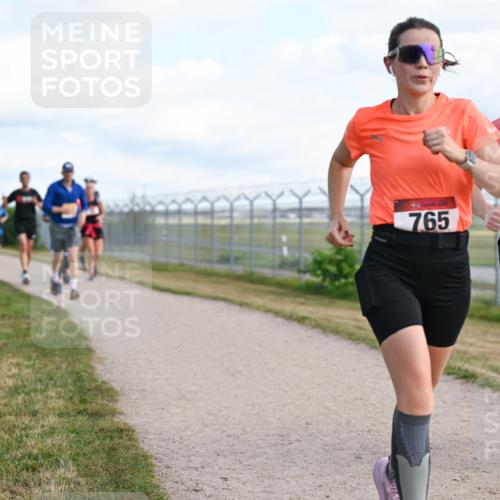 14.09.2025 - Airport Race Dr. Thomas Lammeyer http://msf.ph/oto/8870445 14.09.2025 12:14:55 Laufen 765, 1414 meine-sportfotos.de