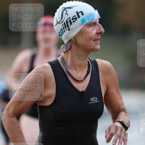 14.09.2025 - Stadtparktriathlon Michael Strokosch http://msf.ph/oto/8870641 14.09.2025 11:15:07 Schwimmen 948, 974, 980, 998, 1008, 1014 meine-sportfotos.de