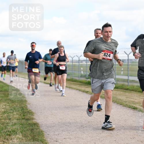14.09.2025 - Airport Race Dr. Thomas Lammeyer http://msf.ph/oto/8870671 14.09.2025 12:15:10 Laufen 941, 161, 824, 281 meine-sportfotos.de