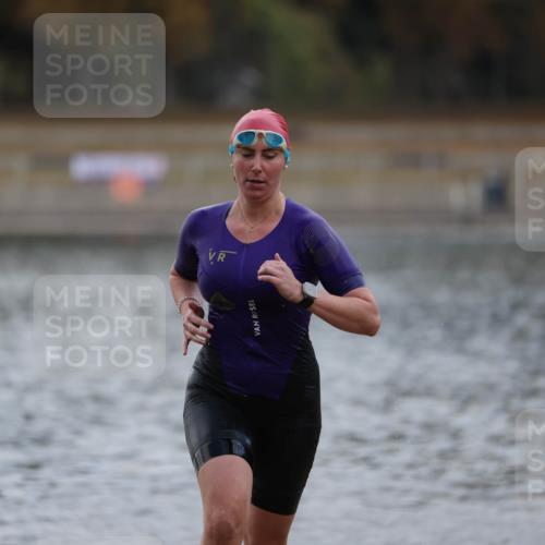 14.09.2025 - Stadtparktriathlon Michael Strokosch http://msf.ph/oto/8870677 14.09.2025 11:15:38 Schwimmen 972, 994 meine-sportfotos.de