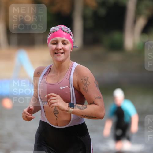 14.09.2025 - Stadtparktriathlon Michael Strokosch http://msf.ph/oto/8870792 14.09.2025 11:17:31 Schwimmen 931, 1019 meine-sportfotos.de