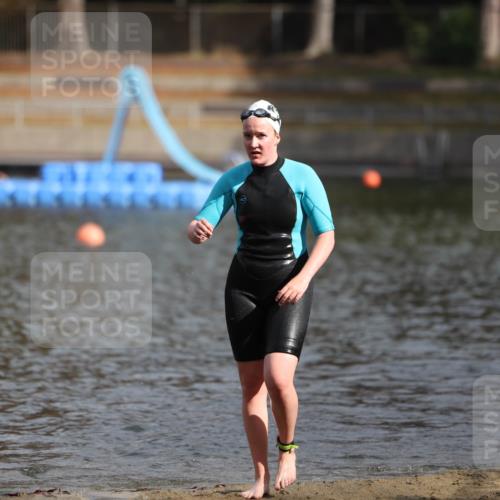 14.09.2025 - Stadtparktriathlon Michael Strokosch http://msf.ph/oto/8870800 14.09.2025 11:17:38 Schwimmen 1019 meine-sportfotos.de
