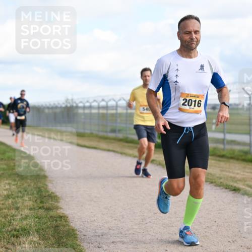 14.09.2025 - Airport Race Dr. Thomas Lammeyer http://msf.ph/oto/8870801 14.09.2025 12:15:17 Laufen 54, 2016 meine-sportfotos.de