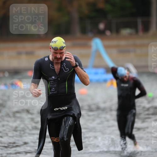 14.09.2025 - Stadtparktriathlon Michael Strokosch http://msf.ph/oto/8870978 14.09.2025 11:30:03 Schwimmen 1083, 1113 meine-sportfotos.de
