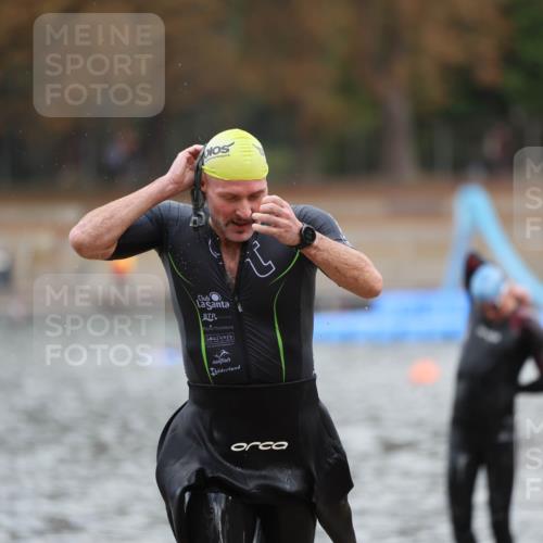 14.09.2025 - Stadtparktriathlon Michael Strokosch http://msf.ph/oto/8870981 14.09.2025 11:30:04 Schwimmen 1083, 1113 meine-sportfotos.de