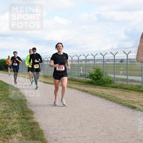 14.09.2025 - Airport Race Dr. Thomas Lammeyer http://msf.ph/oto/8870988 14.09.2025 12:15:32 Laufen 207, 498, 710, 780 meine-sportfotos.de