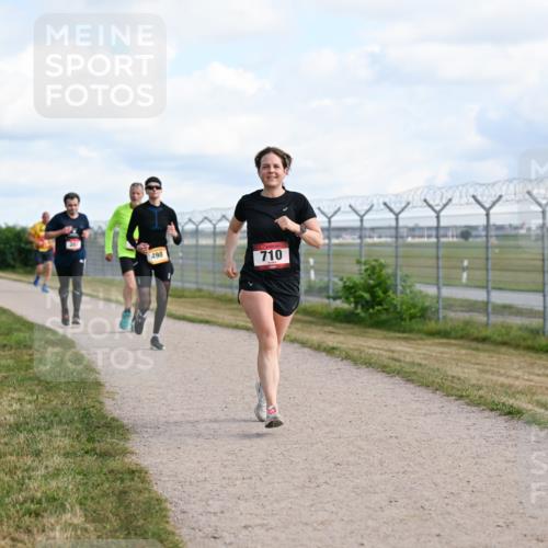 14.09.2025 - Airport Race Dr. Thomas Lammeyer http://msf.ph/oto/8870997 14.09.2025 12:15:32 Laufen 498, 710 meine-sportfotos.de