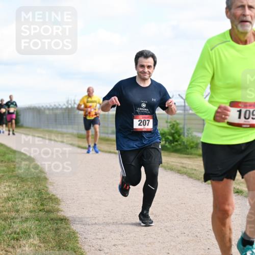 14.09.2025 - Airport Race Dr. Thomas Lammeyer http://msf.ph/oto/8871075 14.09.2025 12:15:37 Laufen 207, 109 meine-sportfotos.de