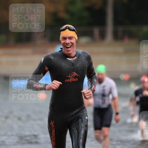 14.09.2025 - Stadtparktriathlon Michael Strokosch http://msf.ph/oto/8871179 14.09.2025 11:31:42 Schwimmen 1025, 1039, 1062, 1107 meine-sportfotos.de