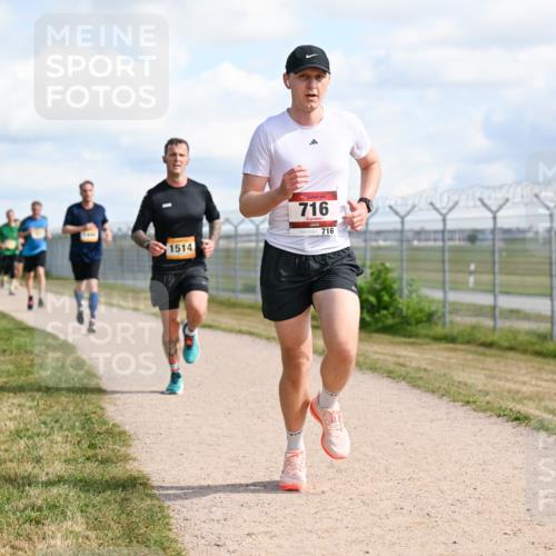 14.09.2025 - Airport Race Dr. Thomas Lammeyer http://msf.ph/oto/8871286 14.09.2025 12:15:51 Laufen 1514, 716, 716 meine-sportfotos.de