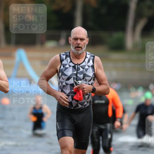 14.09.2025 - Stadtparktriathlon Michael Strokosch http://msf.ph/oto/8871307 14.09.2025 11:32:34 Schwimmen 1031, 1054, 1063, 1064, 1086, 1087, 1088, 1095 meine-sportfotos.de