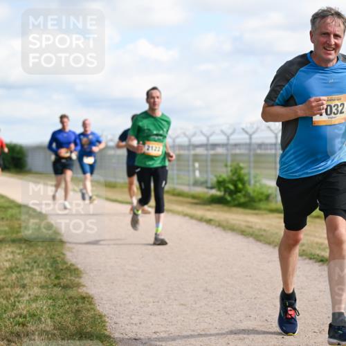 14.09.2025 - Airport Race Dr. Thomas Lammeyer http://msf.ph/oto/8871395 14.09.2025 12:15:58 Laufen 032 meine-sportfotos.de