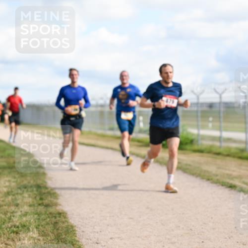 14.09.2025 - Airport Race Dr. Thomas Lammeyer http://msf.ph/oto/8871434 14.09.2025 12:16:01 Laufen 479, 2122 meine-sportfotos.de