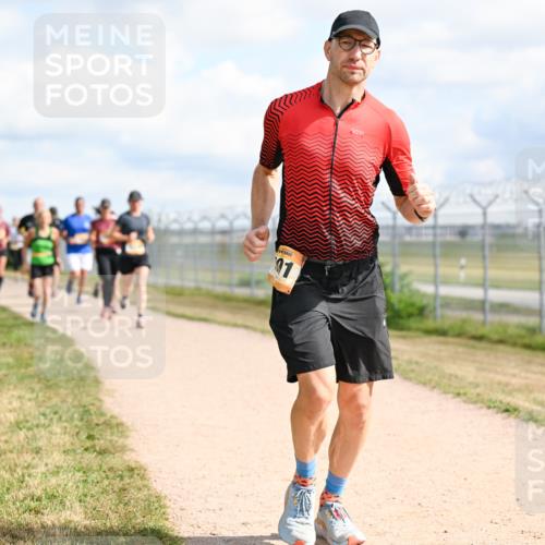 14.09.2025 - Airport Race Dr. Thomas Lammeyer http://msf.ph/oto/8871530 14.09.2025 12:16:07 Laufen 1 meine-sportfotos.de
