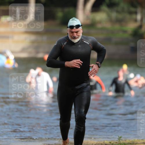 14.09.2025 - Stadtparktriathlon Michael Strokosch http://msf.ph/oto/8871570 14.09.2025 11:34:33 Schwimmen 1094 meine-sportfotos.de