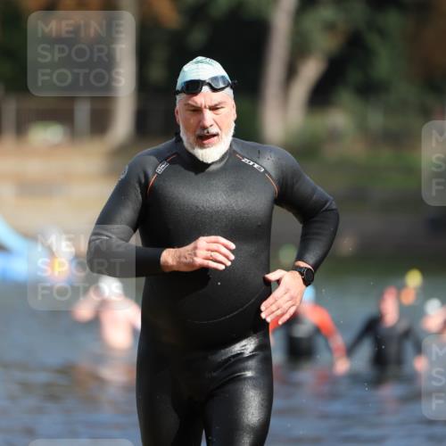 14.09.2025 - Stadtparktriathlon Michael Strokosch http://msf.ph/oto/8871573 14.09.2025 11:34:35 Schwimmen 1094 meine-sportfotos.de