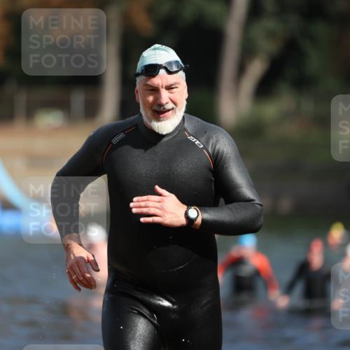 14.09.2025 - Stadtparktriathlon Michael Strokosch http://msf.ph/oto/8871574 14.09.2025 11:34:35 Schwimmen 1094 meine-sportfotos.de