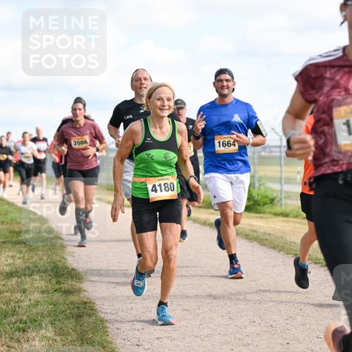 14.09.2025 - Airport Race Dr. Thomas Lammeyer http://msf.ph/oto/8871618 14.09.2025 12:16:12 Laufen 2086, 4180, 1664, 1432 meine-sportfotos.de