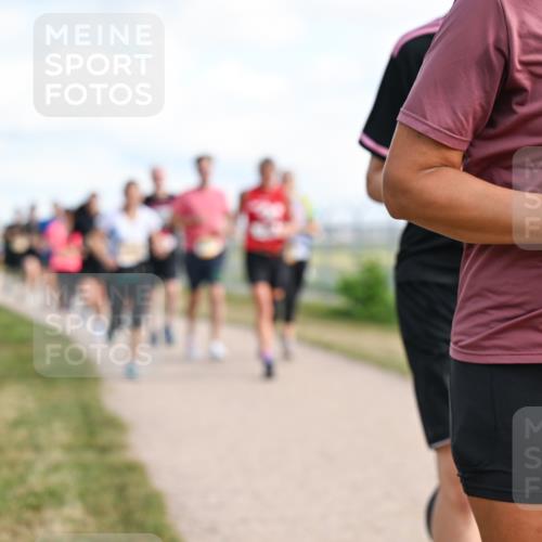 14.09.2025 - Airport Race Dr. Thomas Lammeyer http://msf.ph/oto/8871666 14.09.2025 12:16:15 Laufen 42, 208 meine-sportfotos.de