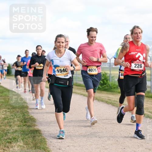 14.09.2025 - Airport Race Dr. Thomas Lammeyer http://msf.ph/oto/8871703 14.09.2025 12:16:17 Laufen 1183, 1540, 1540, 4076, 46, 226 meine-sportfotos.de