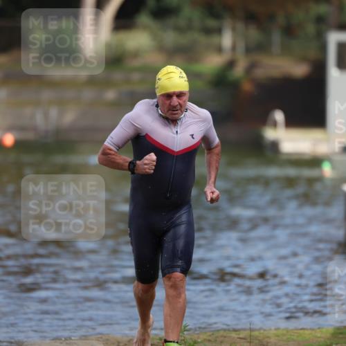 14.09.2025 - Stadtparktriathlon Michael Strokosch http://msf.ph/oto/8871708 14.09.2025 11:36:00 Schwimmen 1059 meine-sportfotos.de