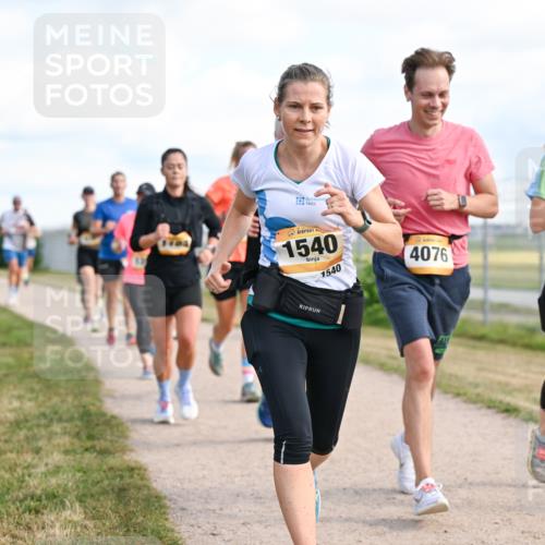 14.09.2025 - Airport Race Dr. Thomas Lammeyer http://msf.ph/oto/8871716 14.09.2025 12:16:18 Laufen 1104, 1540, 1540, 22, 4076, 4067 meine-sportfotos.de