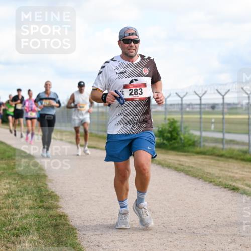 14.09.2025 - Airport Race Dr. Thomas Lammeyer http://msf.ph/oto/8871826 14.09.2025 12:16:25 Laufen 283, 1171 meine-sportfotos.de