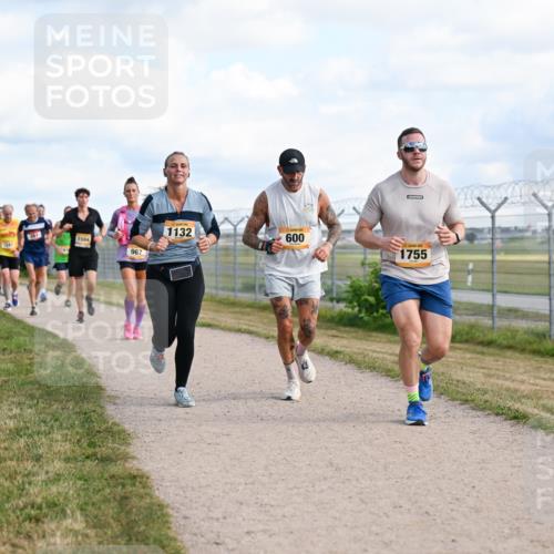 14.09.2025 - Airport Race Dr. Thomas Lammeyer http://msf.ph/oto/8871861 14.09.2025 12:16:27 Laufen 1241, 201, 1504, 1132, 600, 967, 1755 meine-sportfotos.de