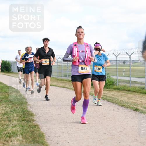 14.09.2025 - Airport Race Dr. Thomas Lammeyer http://msf.ph/oto/8871917 14.09.2025 12:16:30 Laufen 261, 1504, 1504, 967, 428 meine-sportfotos.de