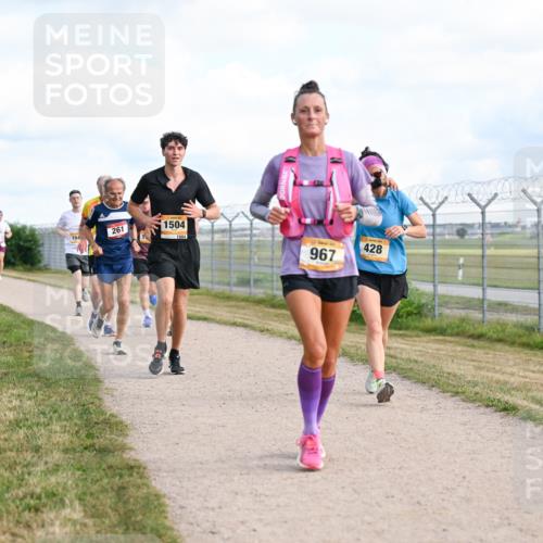 14.09.2025 - Airport Race Dr. Thomas Lammeyer http://msf.ph/oto/8871920 14.09.2025 12:16:30 Laufen 261, 1504, 1504, 967, 428 meine-sportfotos.de