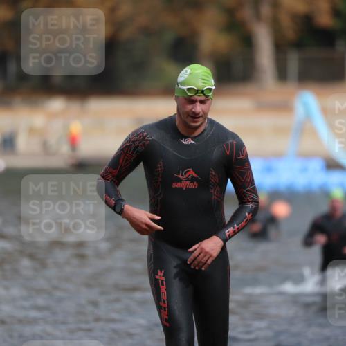 14.09.2025 - Stadtparktriathlon Michael Strokosch http://msf.ph/oto/8871969 14.09.2025 11:50:11 Schwimmen 1162, 1168, 1170, 1174, 1188, 1214 meine-sportfotos.de
