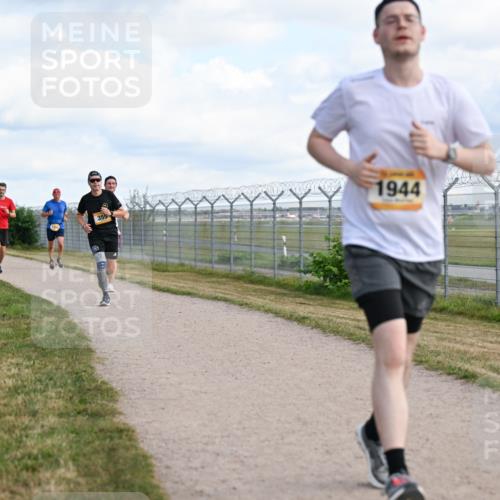 14.09.2025 - Airport Race Dr. Thomas Lammeyer http://msf.ph/oto/8872001 14.09.2025 12:16:36 Laufen 113, 355, 1944 meine-sportfotos.de