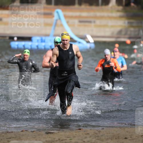 14.09.2025 - Stadtparktriathlon Michael Strokosch http://msf.ph/oto/8872019 14.09.2025 11:50:26 Schwimmen 1144, 1146, 1164, 1186, 1194 meine-sportfotos.de