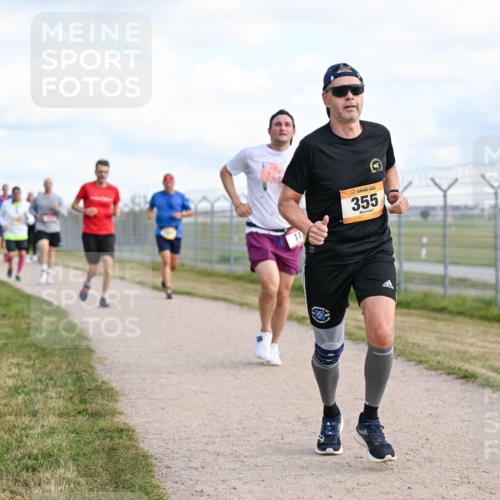 14.09.2025 - Airport Race Dr. Thomas Lammeyer http://msf.ph/oto/8872039 14.09.2025 12:16:40 Laufen 355 meine-sportfotos.de