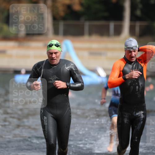14.09.2025 - Stadtparktriathlon Michael Strokosch http://msf.ph/oto/8872052 14.09.2025 11:50:34 Schwimmen 1144, 1146, 1164, 1186, 1194 meine-sportfotos.de
