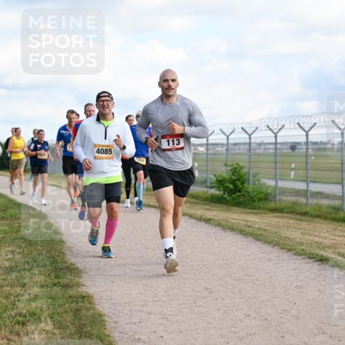 14.09.2025 - Airport Race Dr. Thomas Lammeyer http://msf.ph/oto/8872113 14.09.2025 12:16:45 Laufen 4085, 468, 113 meine-sportfotos.de