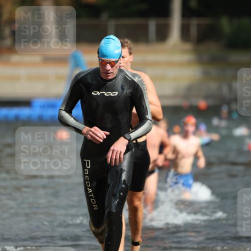14.09.2025 - Stadtparktriathlon Michael Strokosch http://msf.ph/oto/8872144 14.09.2025 11:51:08 Schwimmen 1123, 1133, 1153, 1172, 1199, 1205, 1219 meine-sportfotos.de